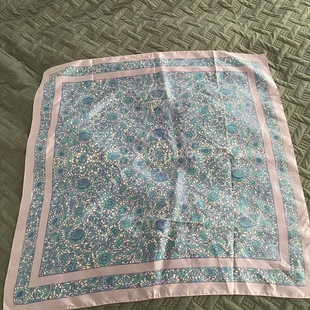 *EUC* Vintage 1950s vintage scarf, 100% Soft Acetate Waterproof made in … - Picture 7 of 7